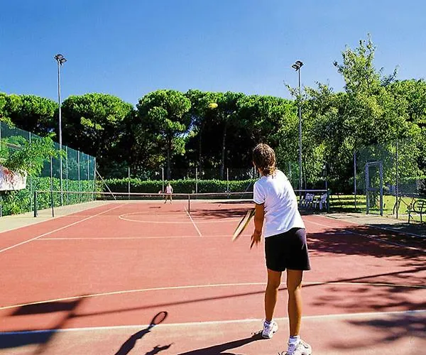 Country Paradise - &